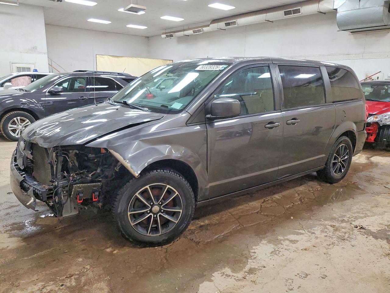 2019 Dodge Grand Caravan Gt - zdjęcie główne