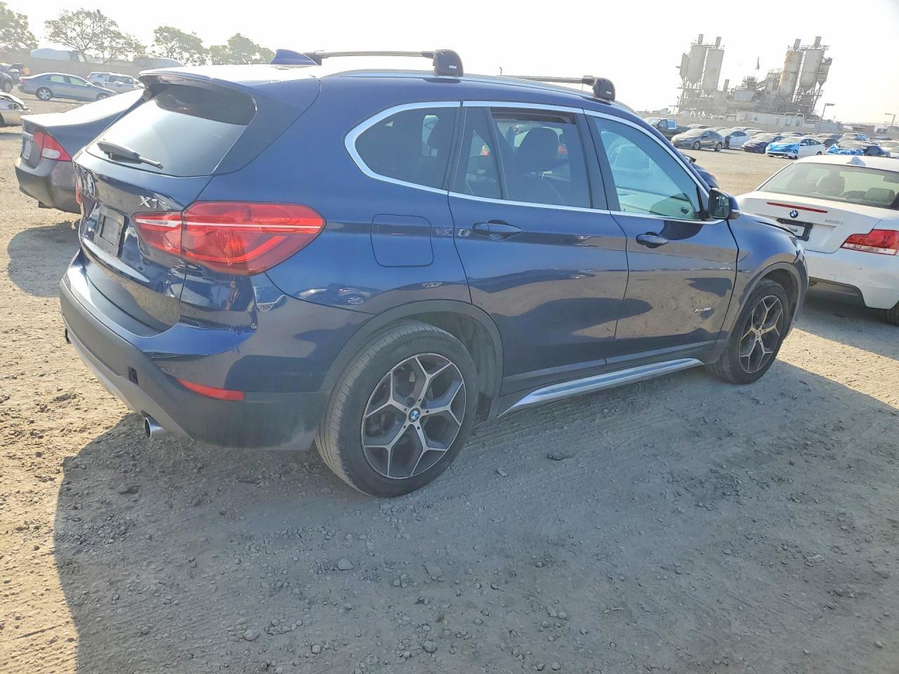 2018 BMW X1 - zdjęcie 3