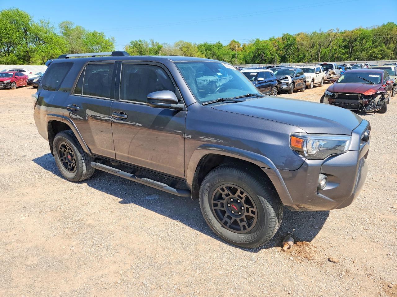 2021 Toyota 4Runner Sr5 - zdjęcie 4