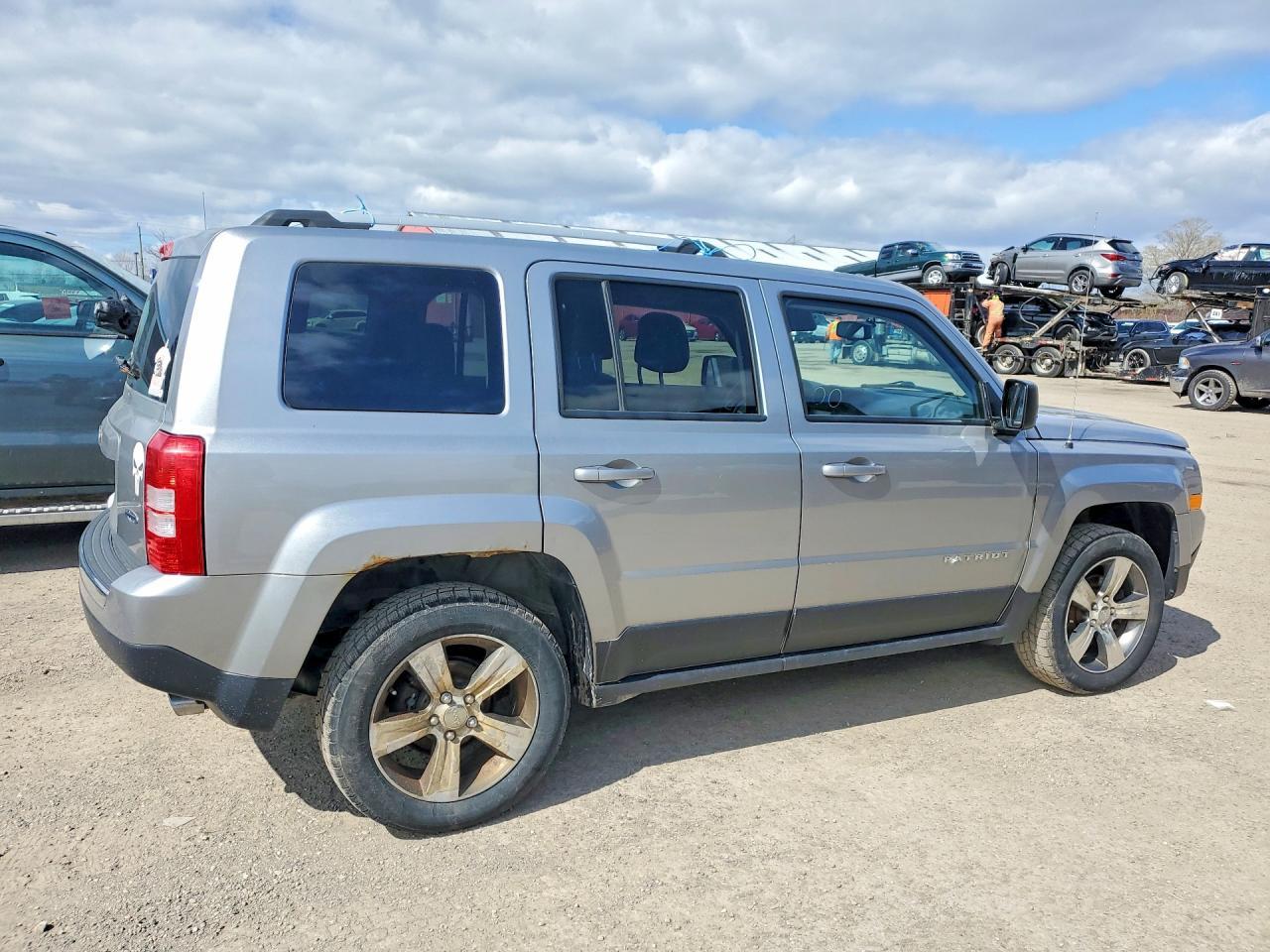 2016 Jeep Patriot - zdjęcie 3