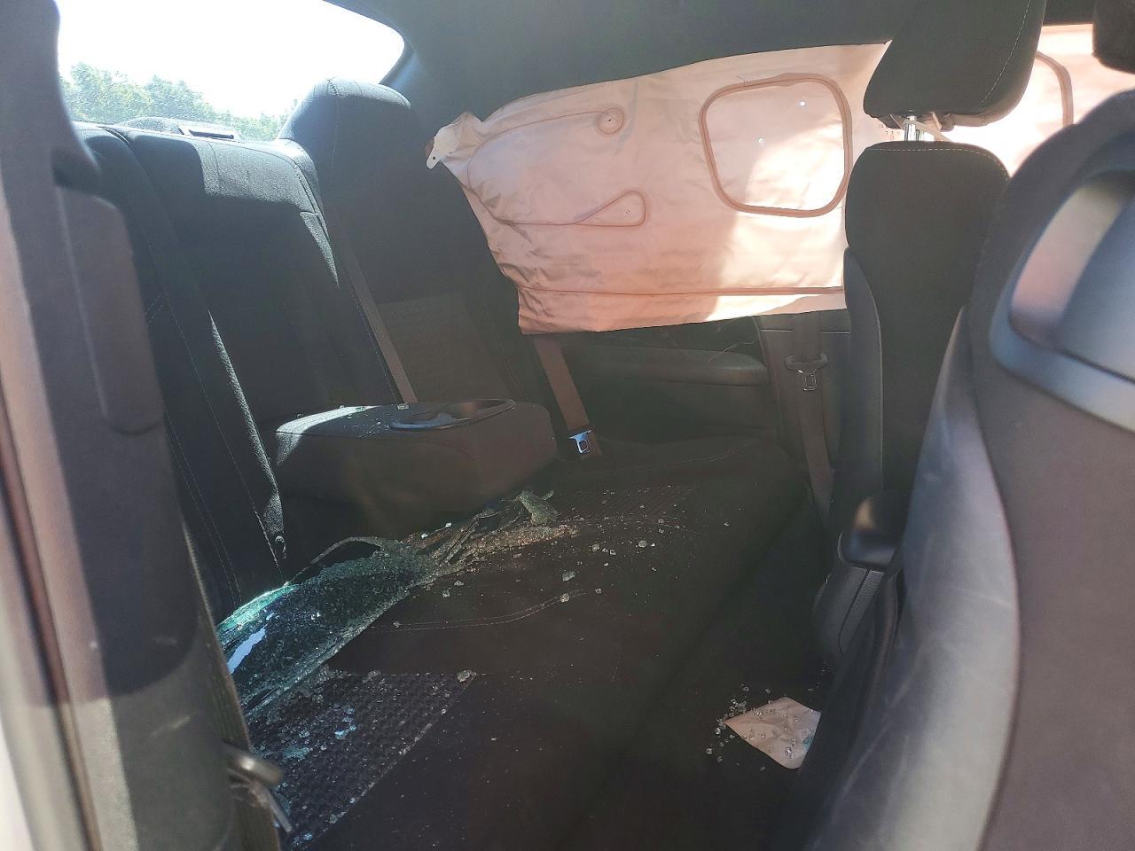 2016 Dodge Challenger R - zdjęcie 10