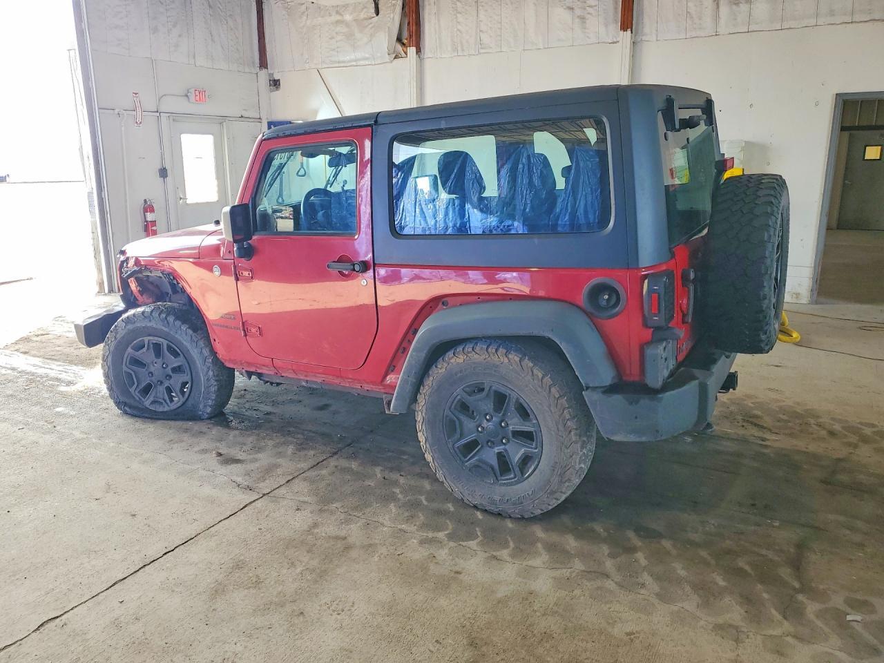 2014 Jeep Wrangler Sport - zdjęcie 2