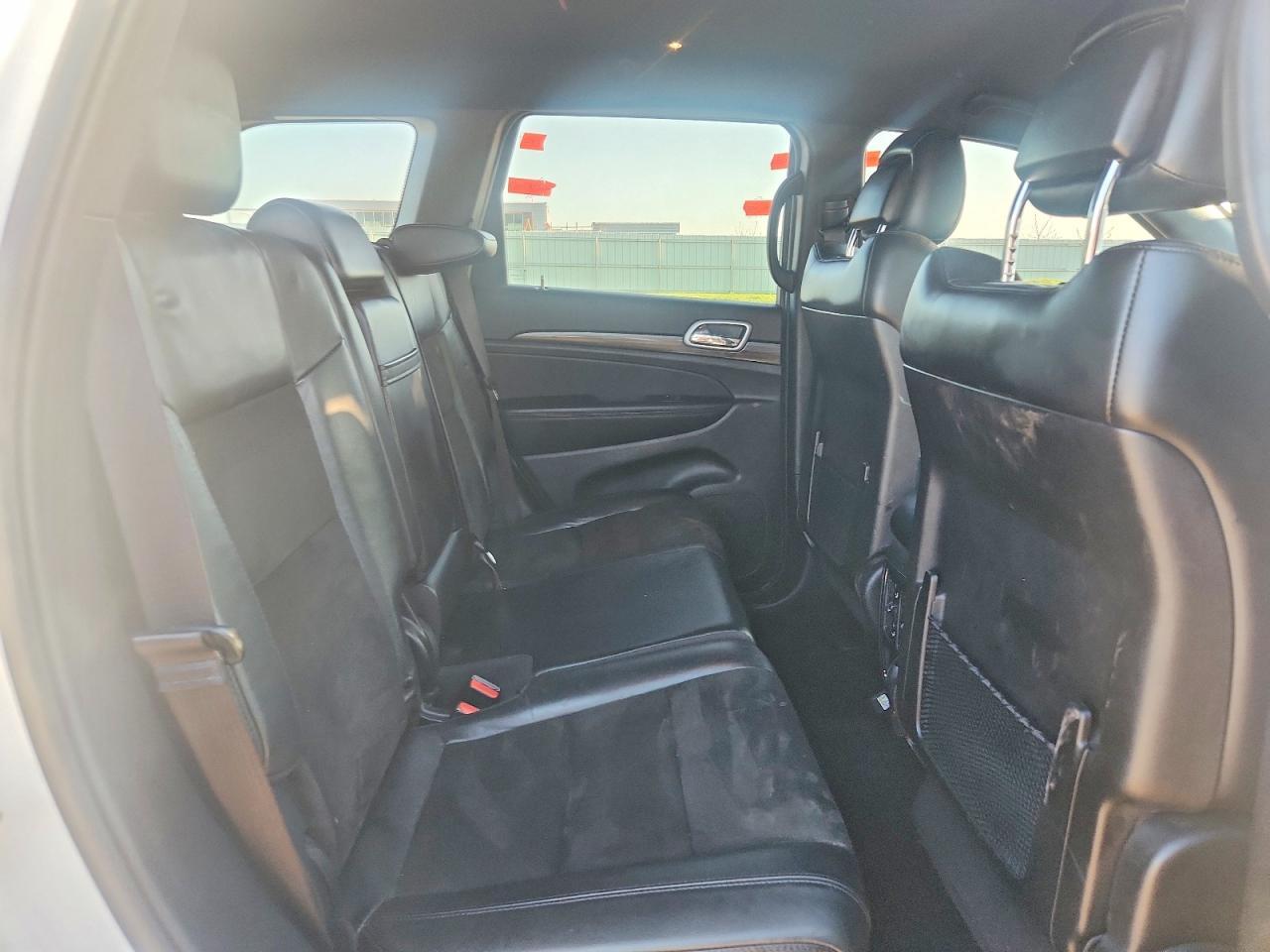 2021 Jeep Grand Cherokee Laredo - zdjęcie 11