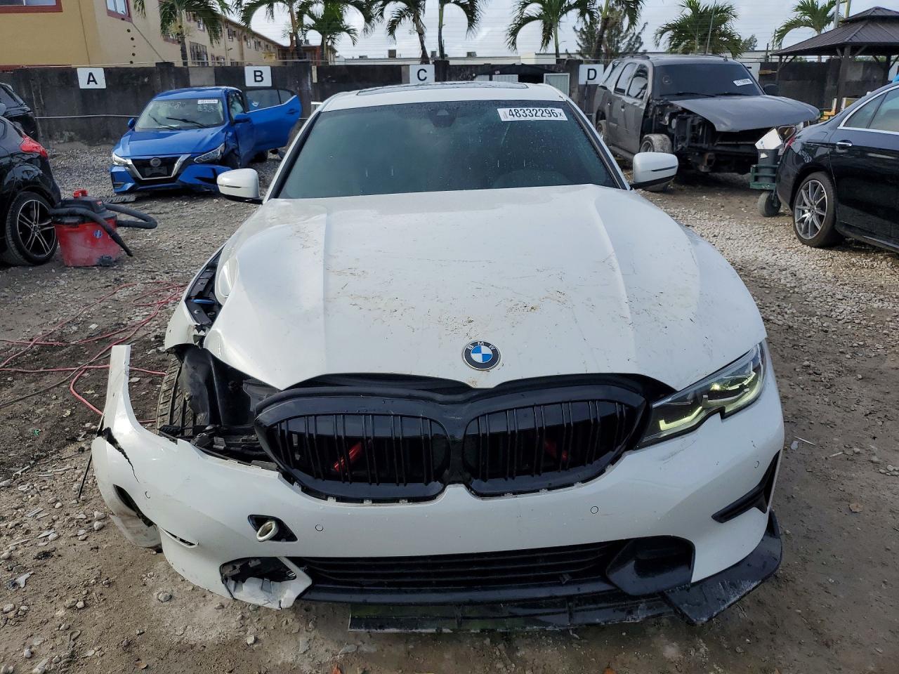 2020 BMW 330I - zdjęcie 5