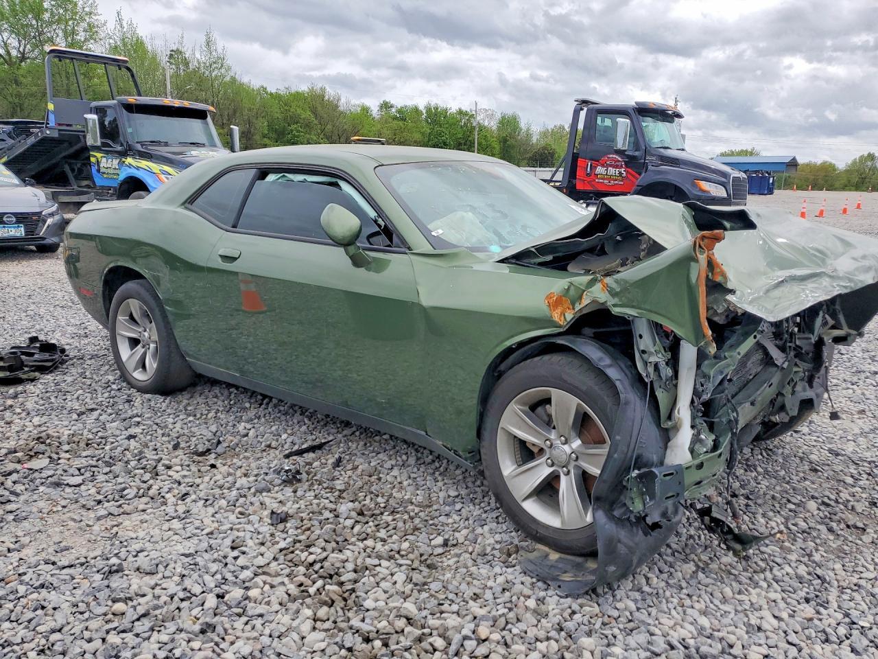 2021 Dodge Challenger Sxt - zdjęcie 4