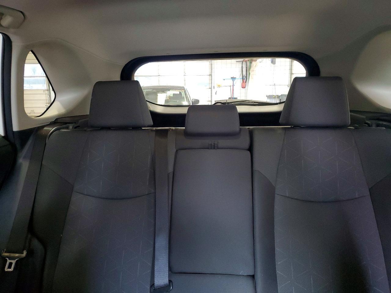 2025 Toyota Rav4 Hybrid Xle - zdjęcie 10