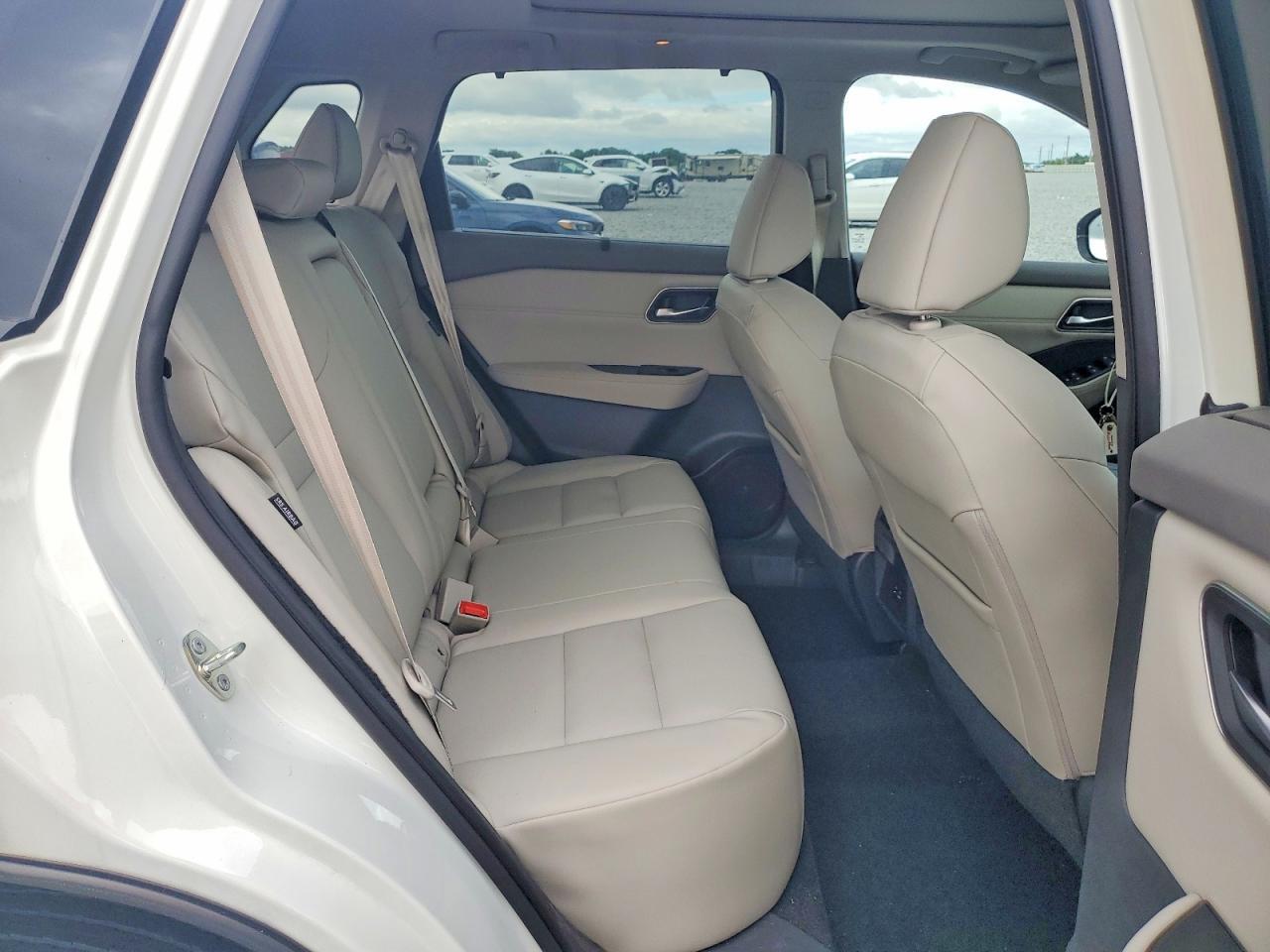 2021 Nissan Rogue Sv - zdjęcie 10