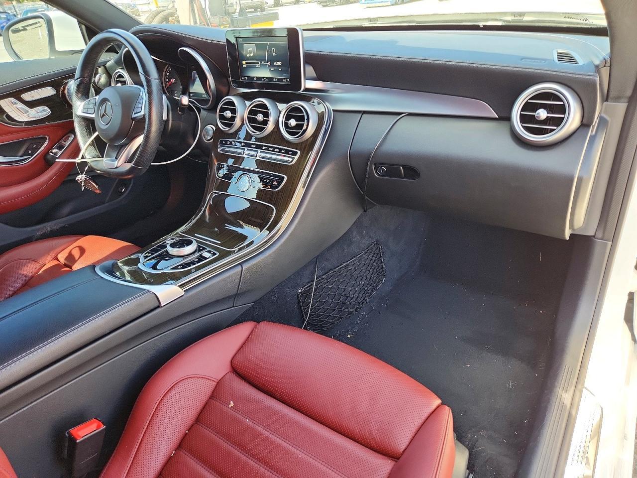 2017 Mercedes-Benz C 300 - zdjęcie 8