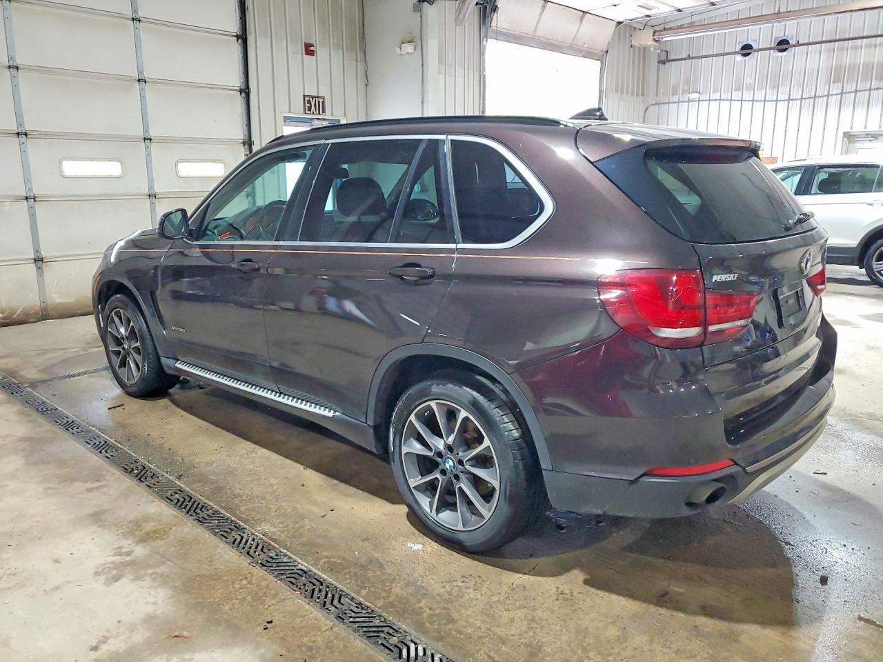 2015 BMW X5 xDrive35I - zdjęcie 2