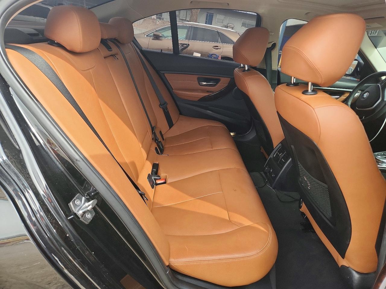 2015 BMW 328 Xi - zdjęcie 10