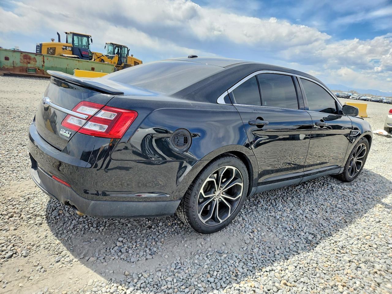 2014 Ford Taurus Sho - zdjęcie 3