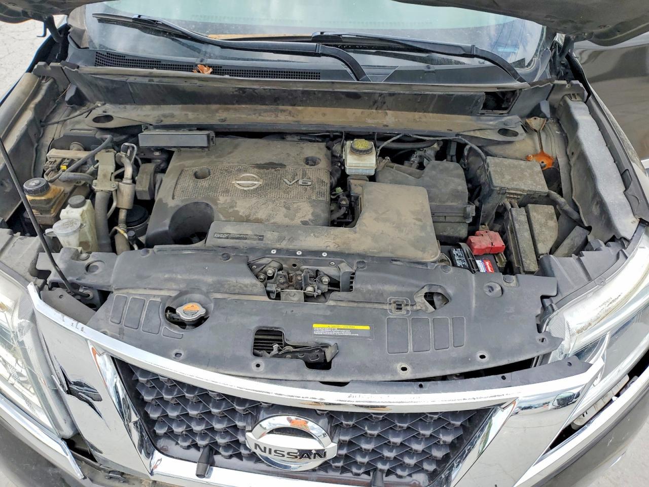 2016 Nissan Pathfinder Platinum - zdjęcie 12