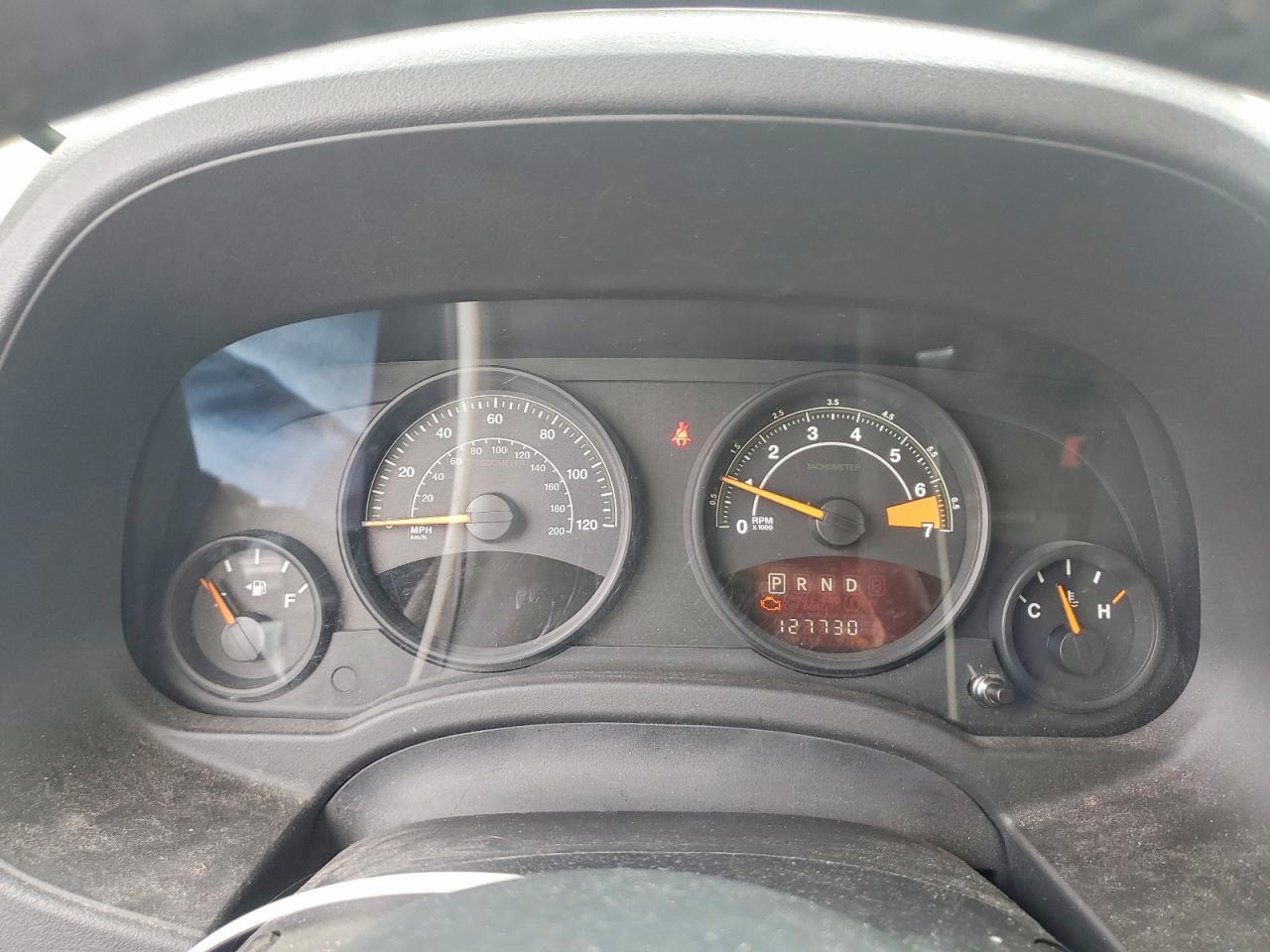 2014 Jeep Patriot Latitude - zdjęcie 9