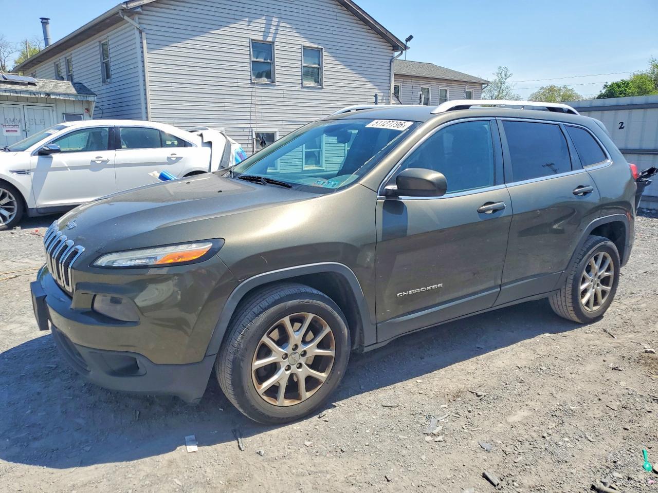 2015 Jeep Cherokee Latitude - zdjęcie główne
