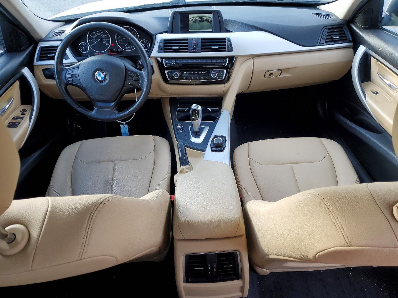 2018 BMW 320 Xi - zdjęcie 8