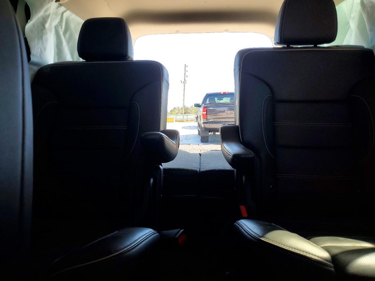 2020 GMC Acadia Denali - zdjęcie 10