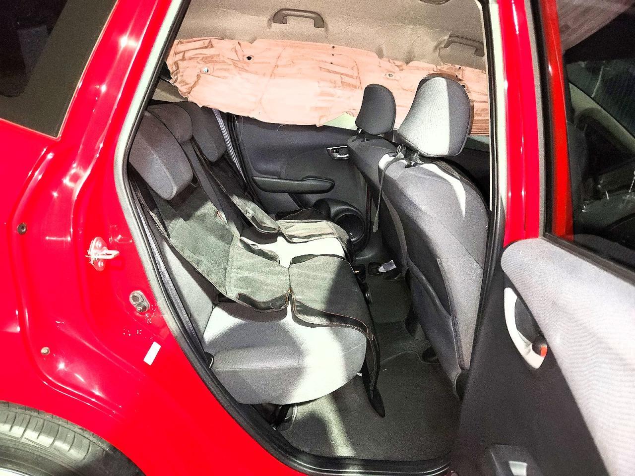 2013 Honda Fit - zdjęcie 11