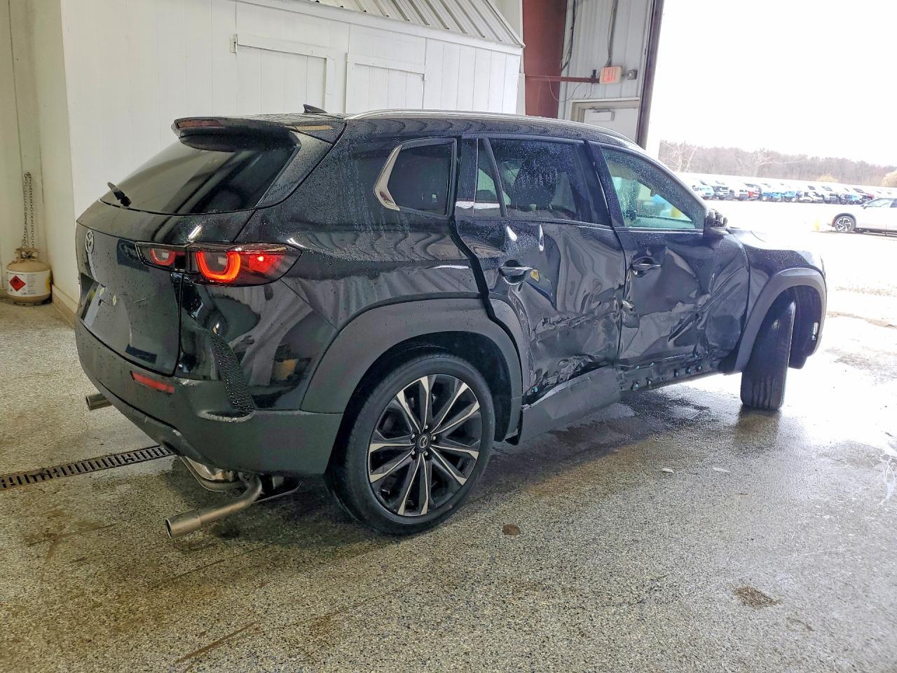 2026 Mazda Cx-50 Premium - zdjęcie 3