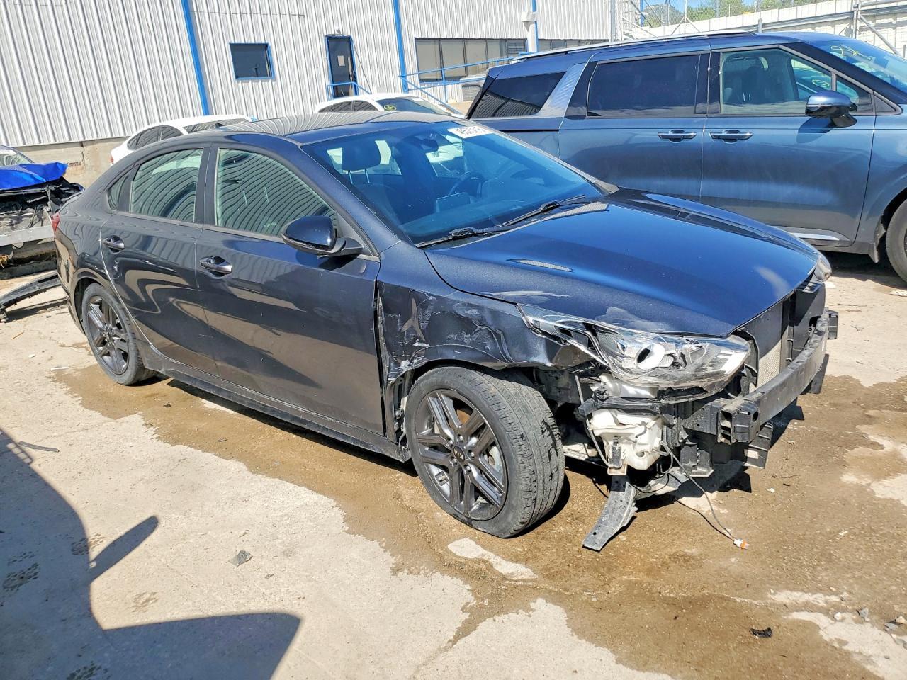 2021 Kia Forte Gt-Line - zdjęcie 4