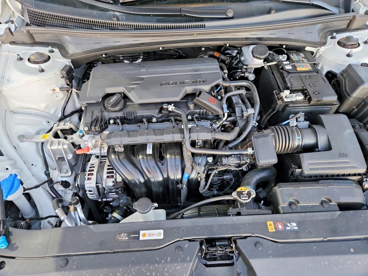 2024 Hyundai Elantra Se - zdjęcie 12