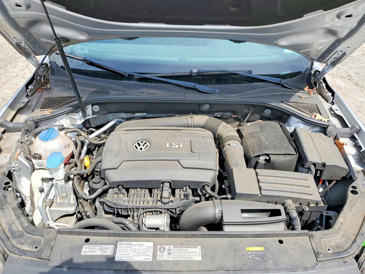 2016 Volkswagen Passat S - zdjęcie 11