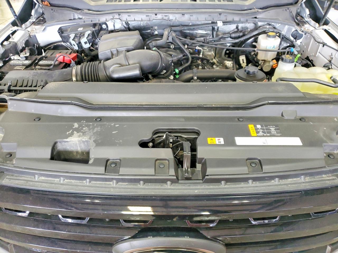 2024 Ford F250 Super Duty - zdjęcie 11