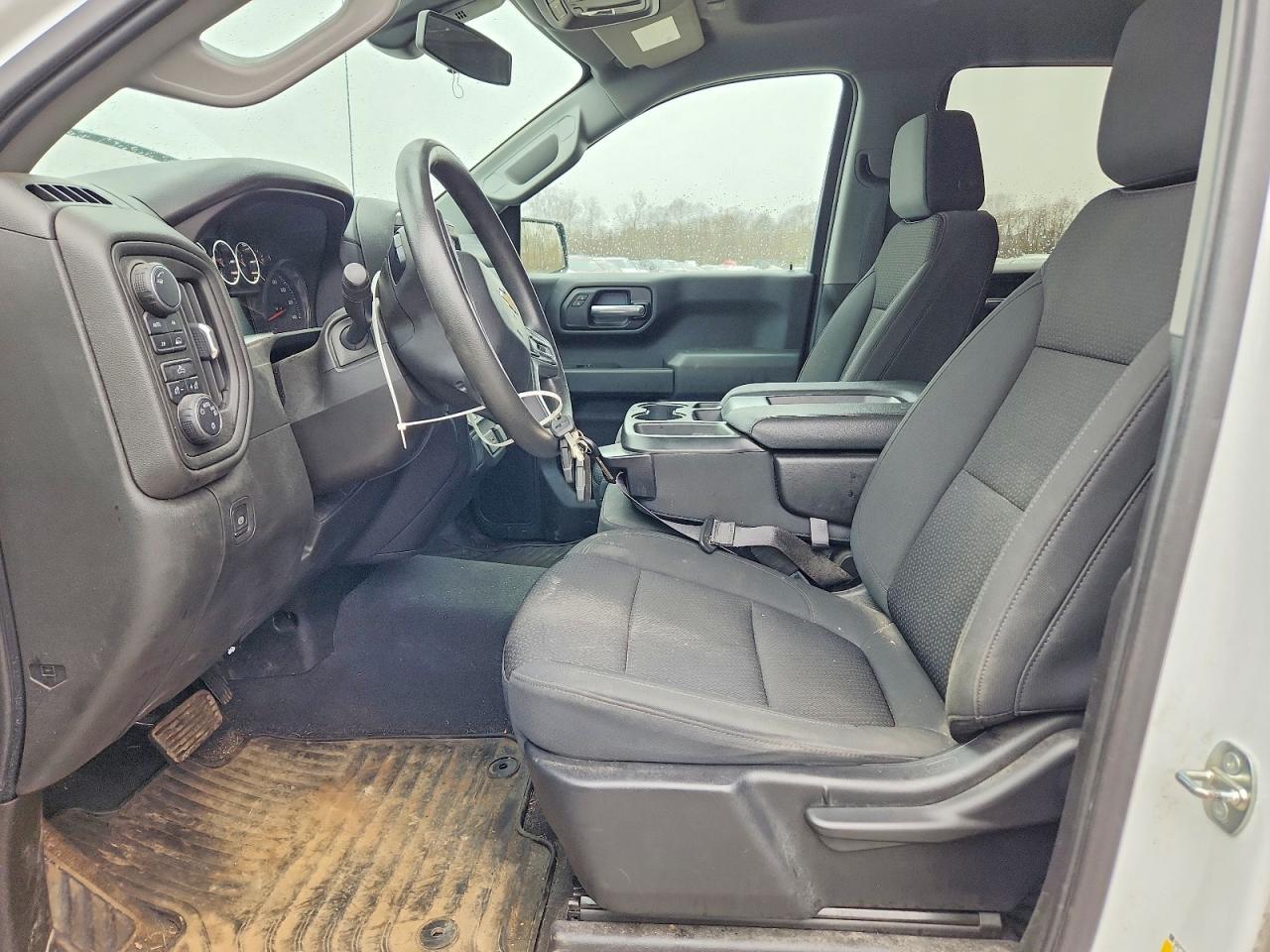 2021 Chevrolet Silverado K1500 Custom - zdjęcie 7