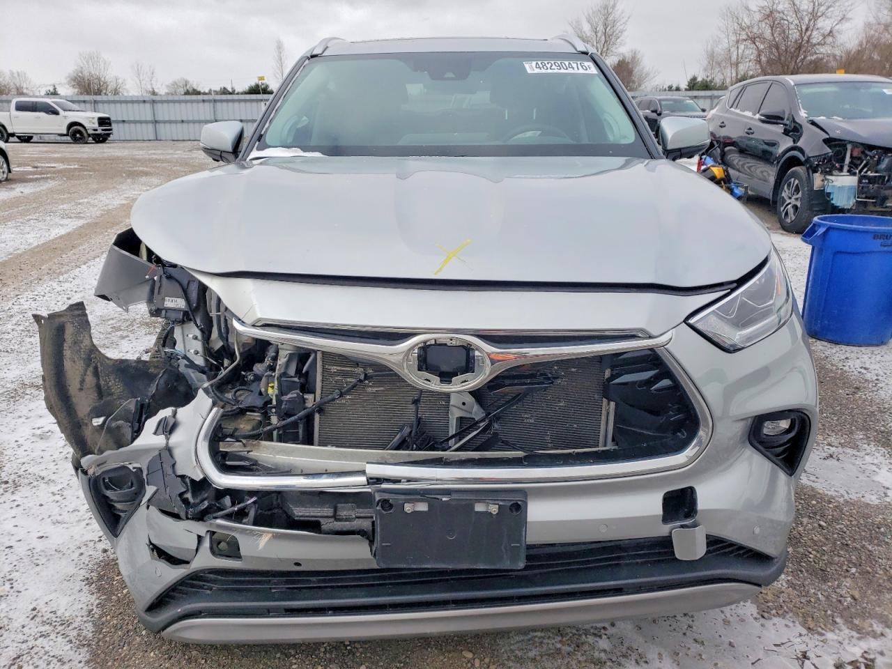 2024 Toyota Highlander Le - zdjęcie 12