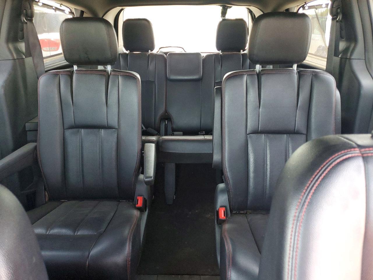 2017 Dodge Grand Caravan Gt - zdjęcie 10