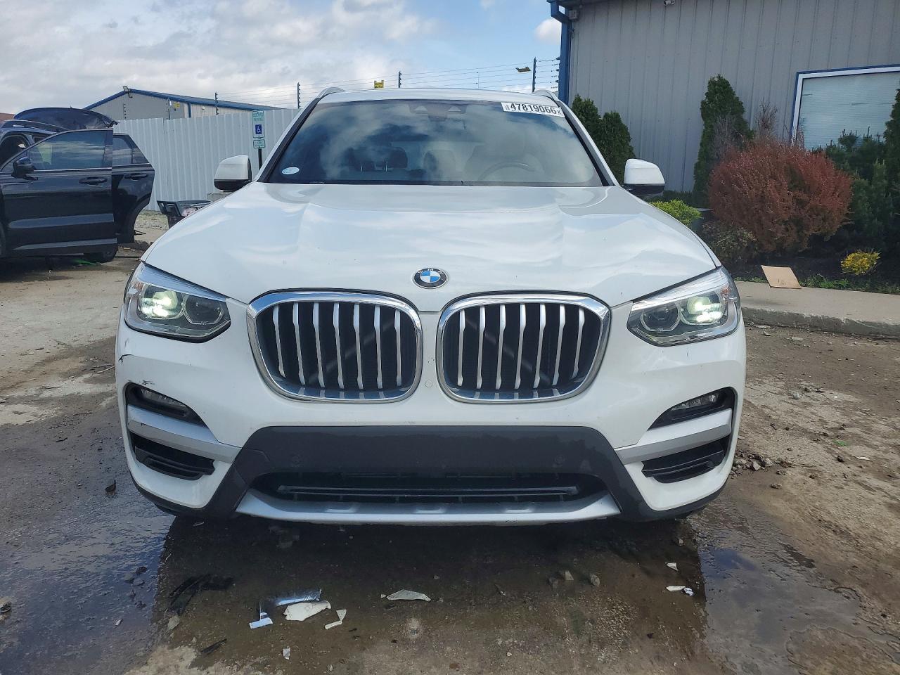 2021 BMW X3 Sdrive30I - zdjęcie 5