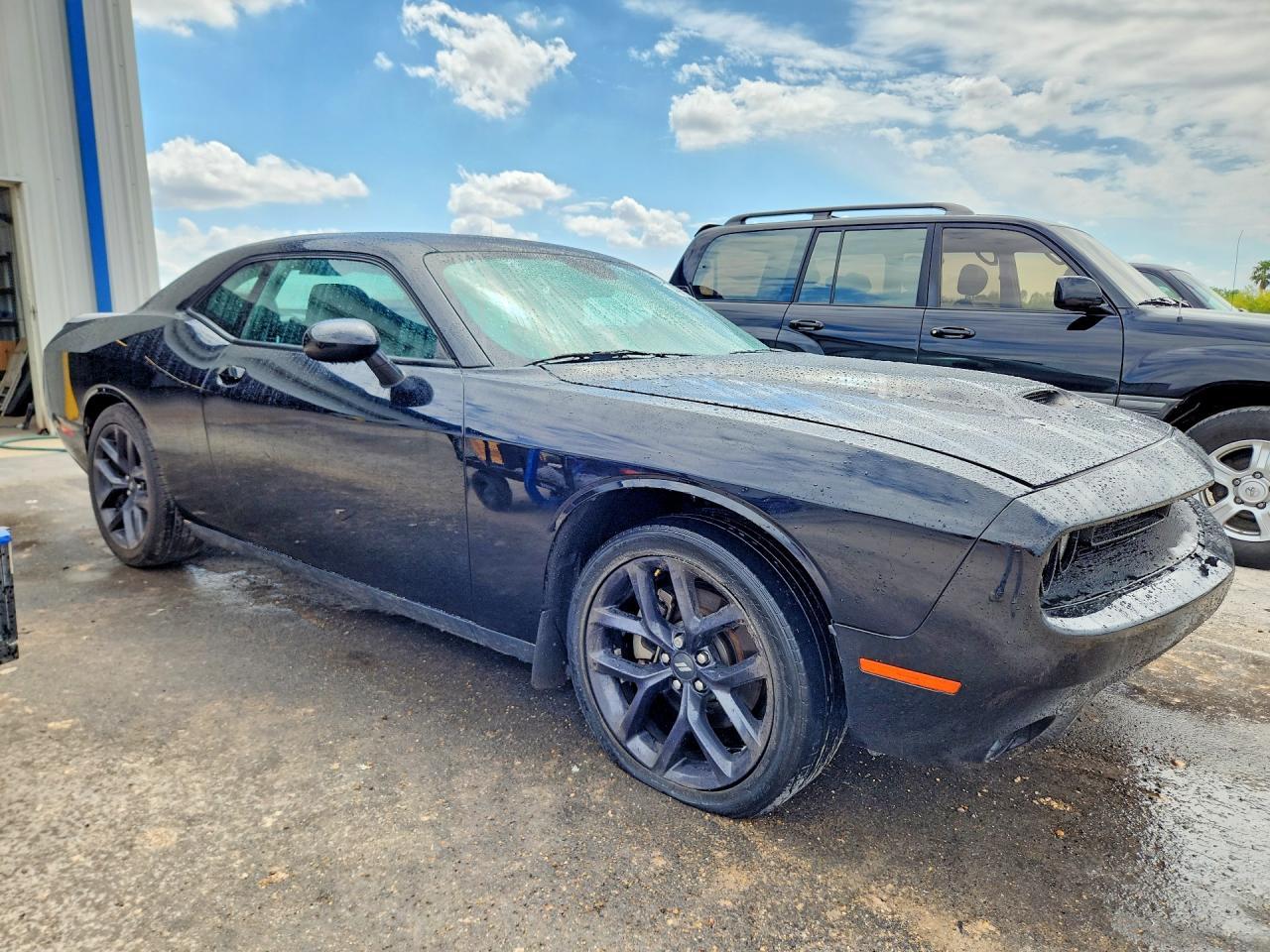 2021 Dodge Challenger Gt - zdjęcie 4