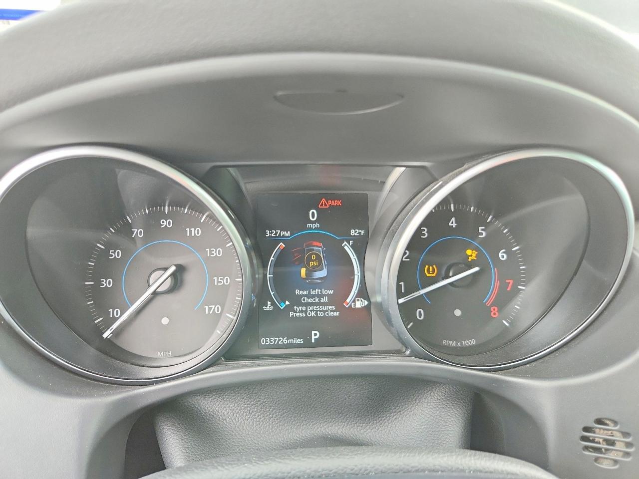 2018 Jaguar Xe Premium - zdjęcie 9