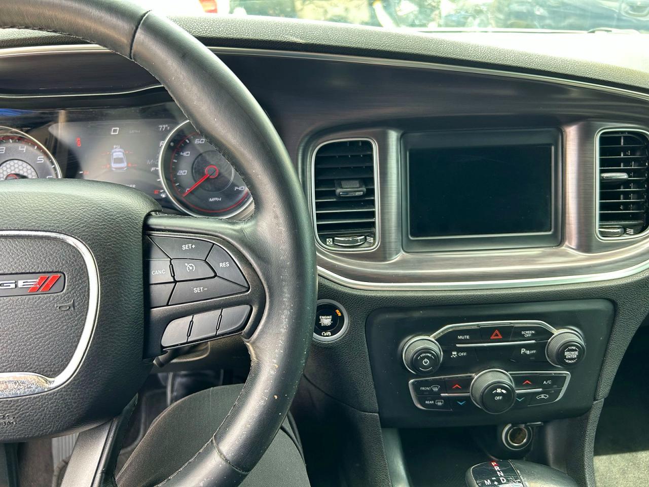 2018 Dodge Charger Sxt - zdjęcie 9