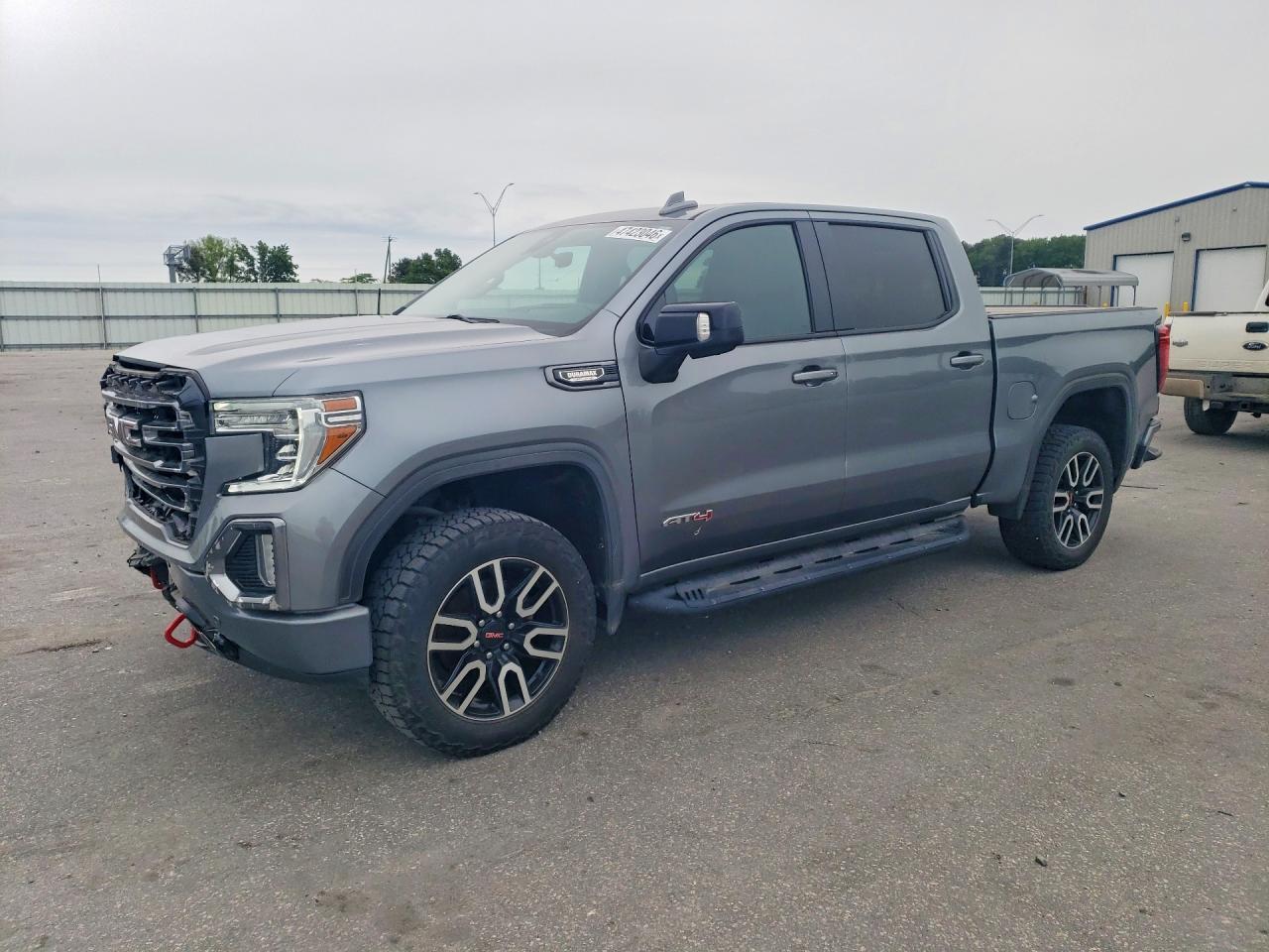 2021 GMC Sierra K1500 At4 - zdjęcie główne