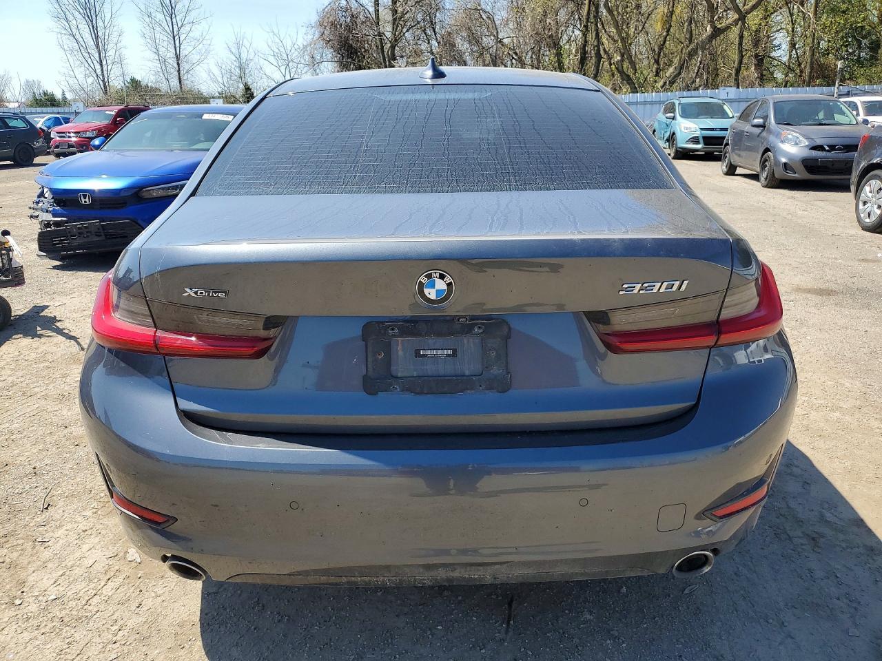 2021 BMW 330Xi - zdjęcie 6