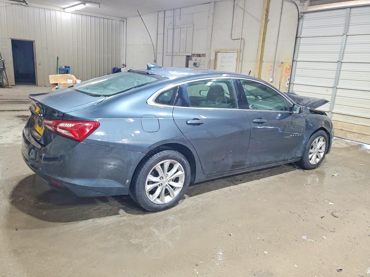 2021 Chevrolet Malibu Lt - zdjęcie 3