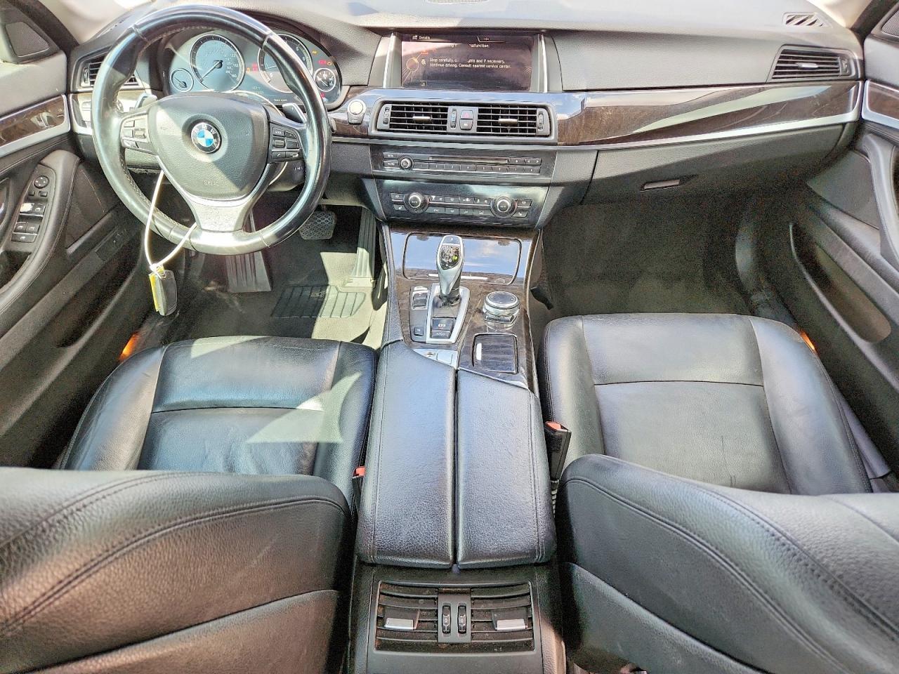 2016 BMW 528 I - zdjęcie 8