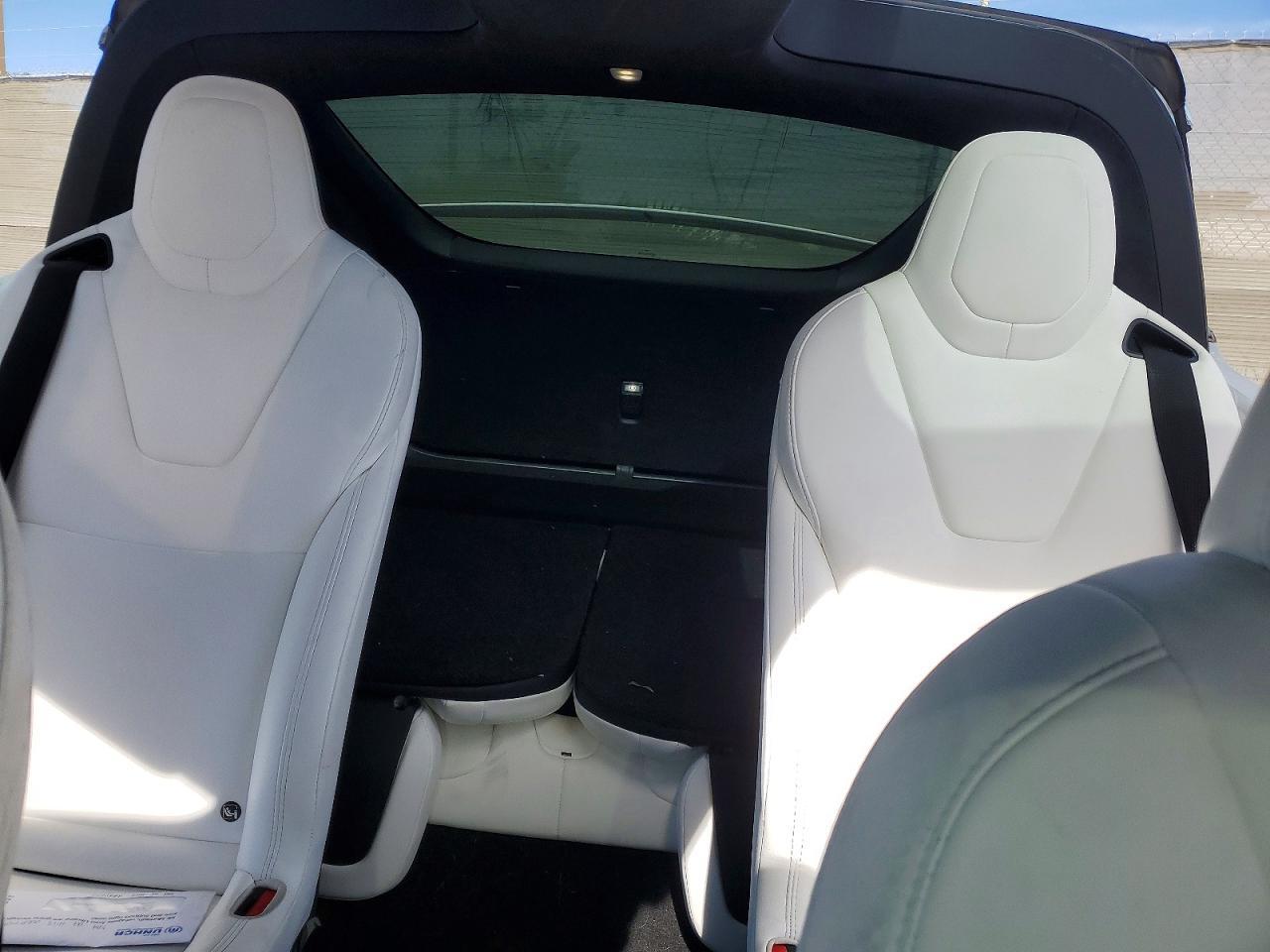 2020 Tesla Model X - zdjęcie 10
