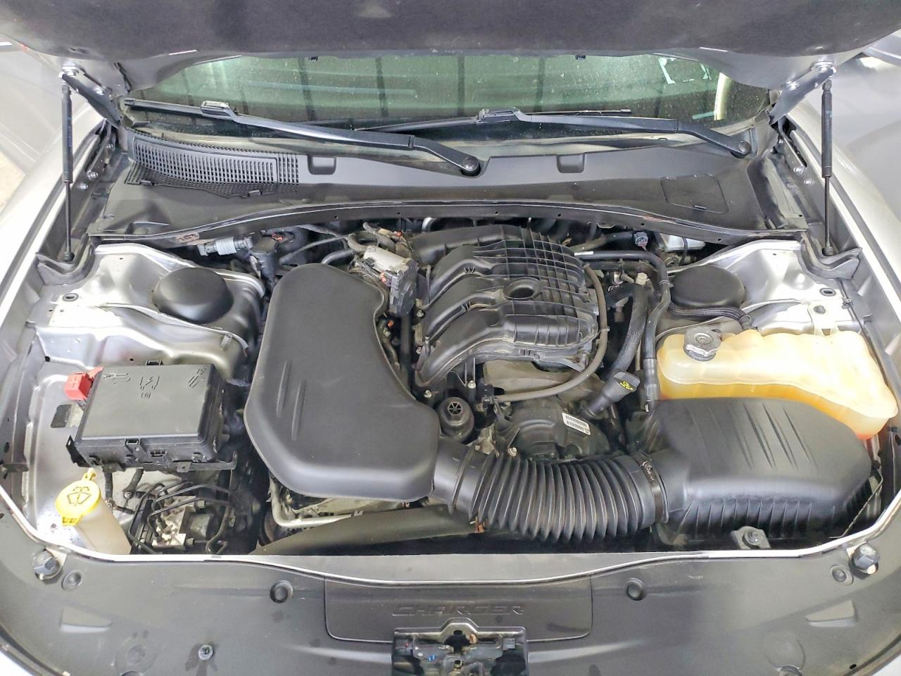 2016 Dodge Charger Sxt - zdjęcie 11