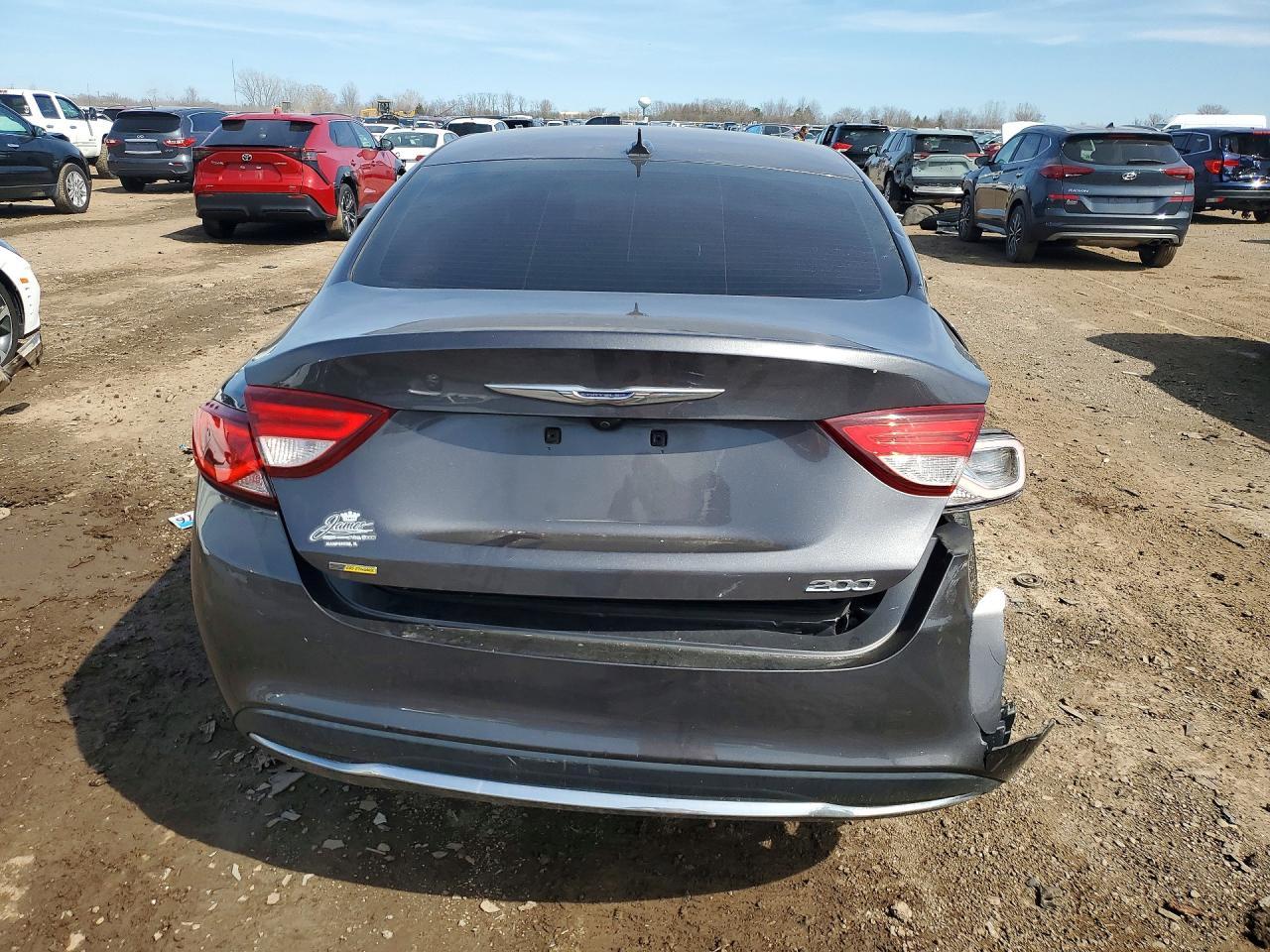 2015 Chrysler 200 Limited - zdjęcie 6