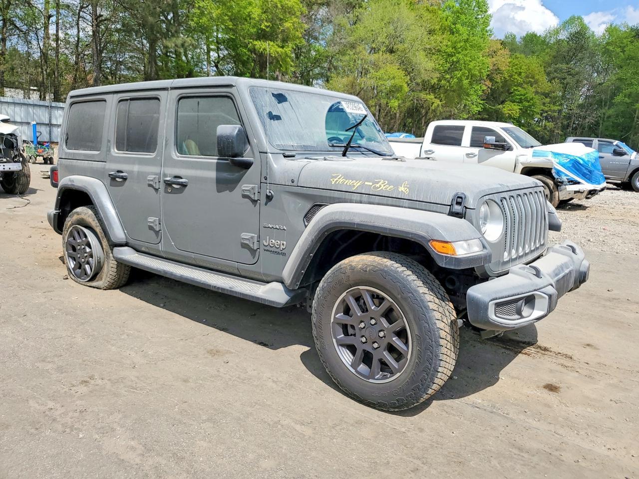 2022 Jeep Wrangler Unlimited Sahara - zdjęcie 4