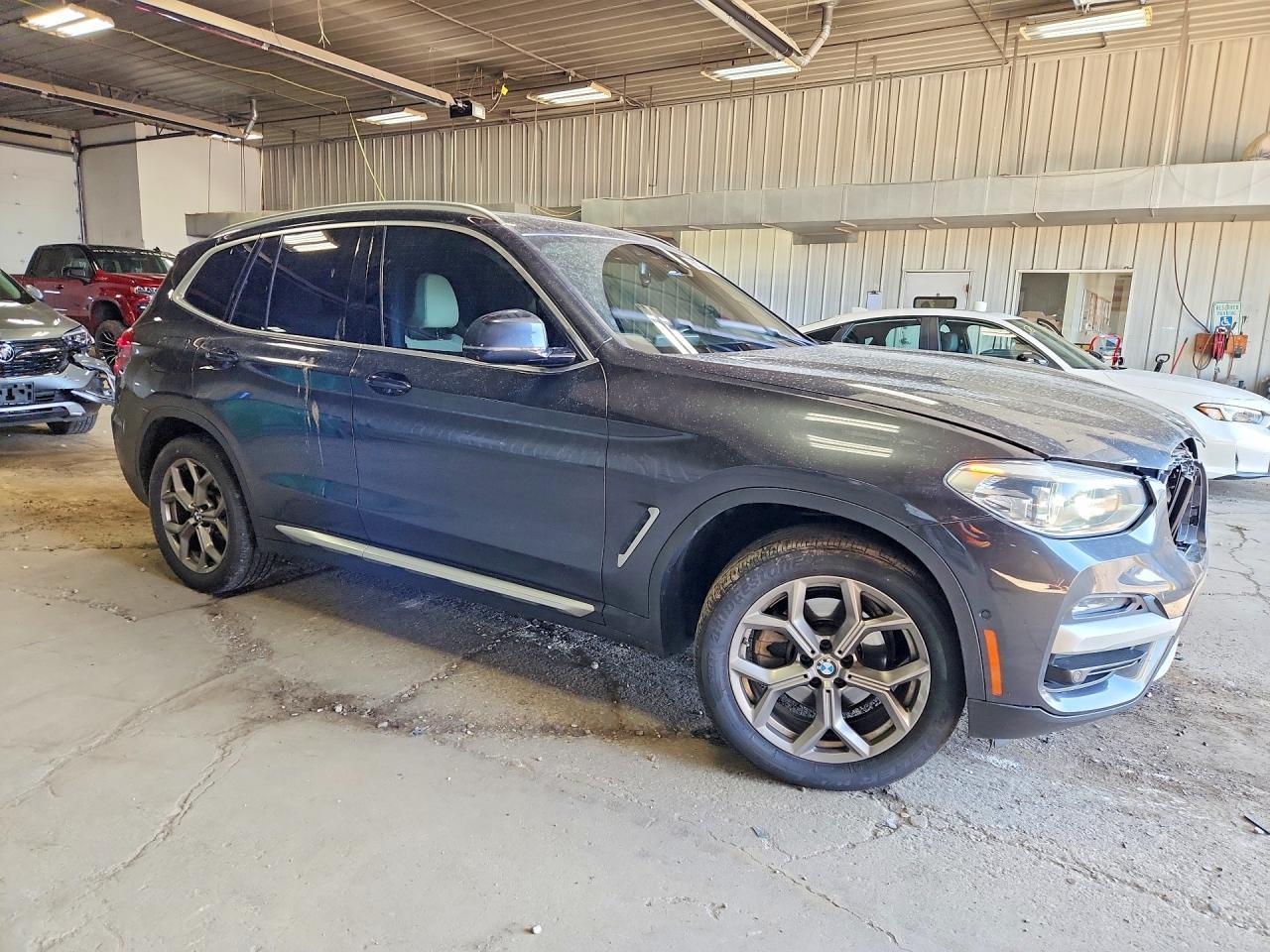 BMW X3 - zdjęcie 4