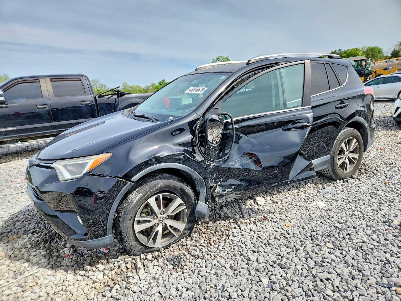 2016 Toyota Rav4 Xle - zdjęcie główne