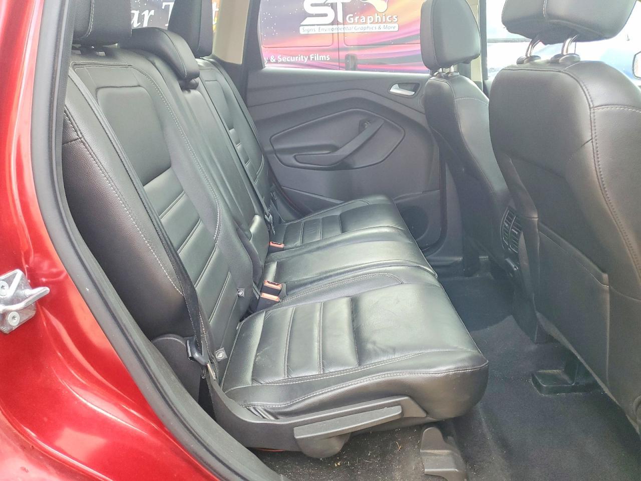 2017 Ford Escape Titanium - zdjęcie 11