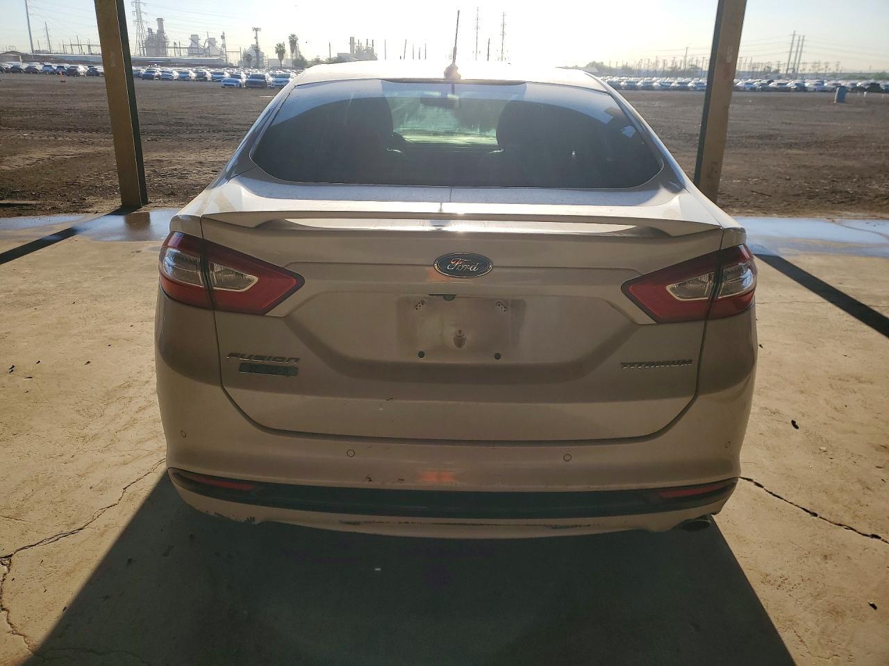 2016 Ford Fusion Titanium Phev - zdjęcie 6