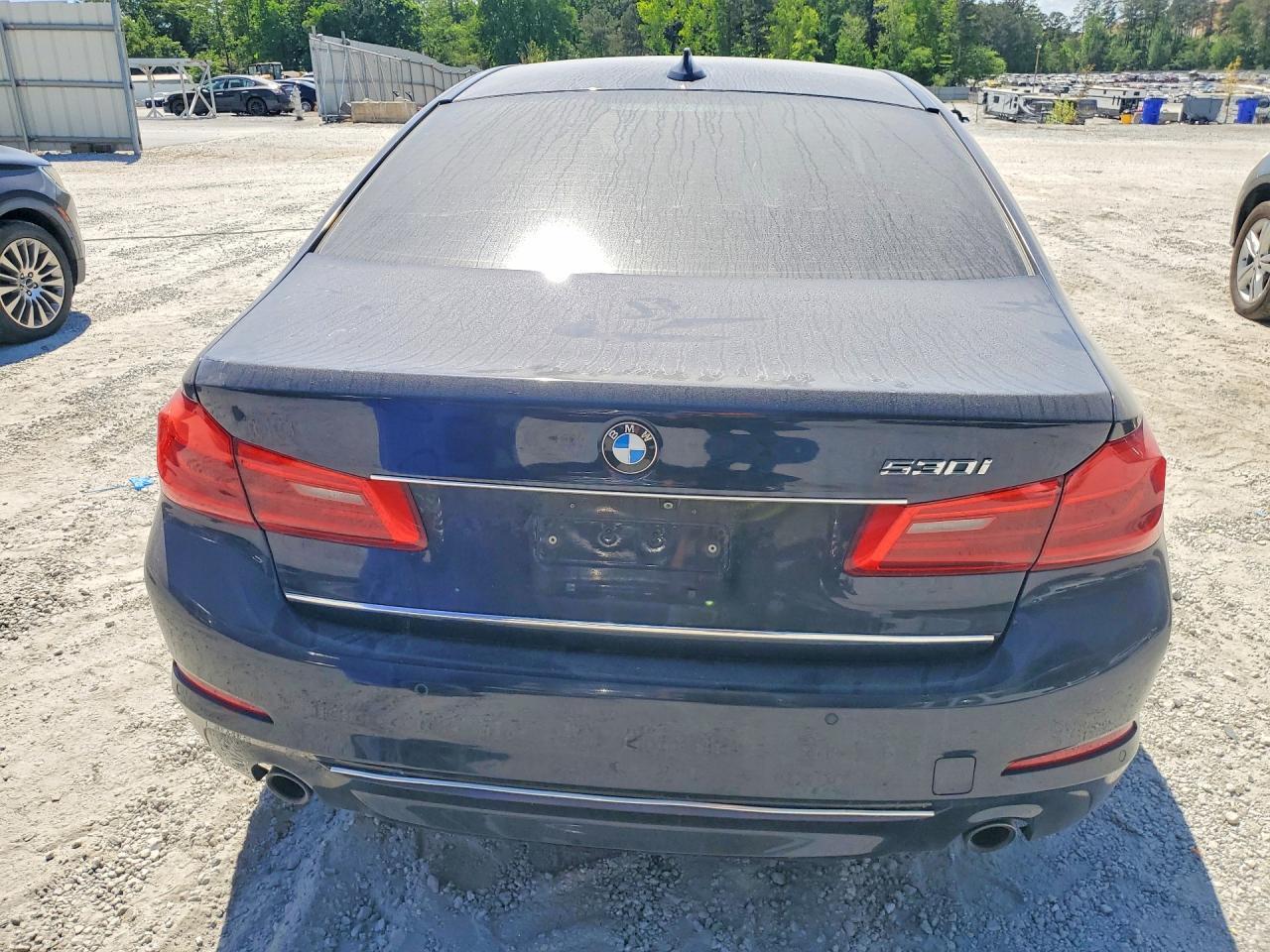 2019 BMW 530 I - zdjęcie 6