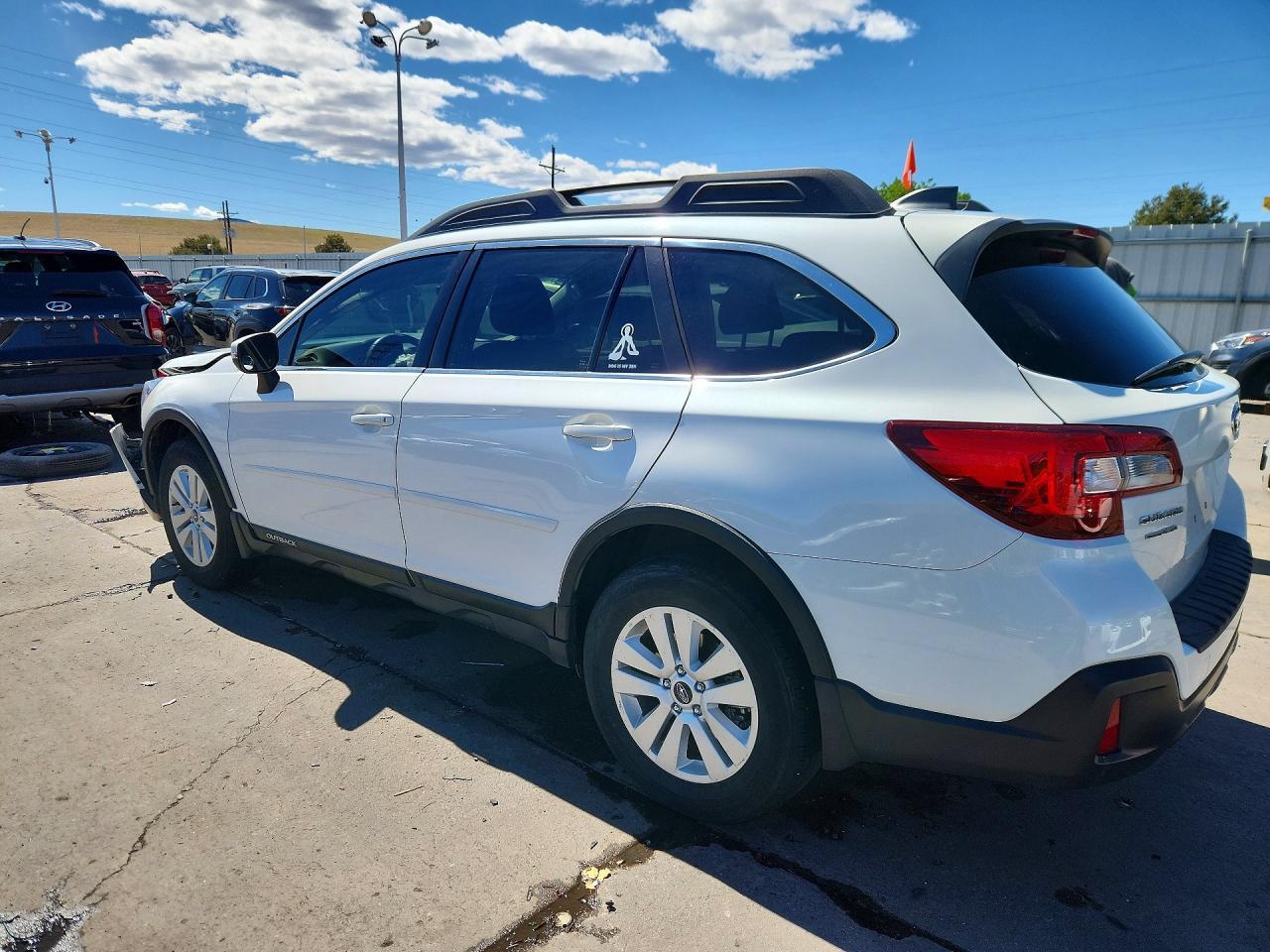 2019 Subaru Outback 2.5I Premium - zdjęcie 2