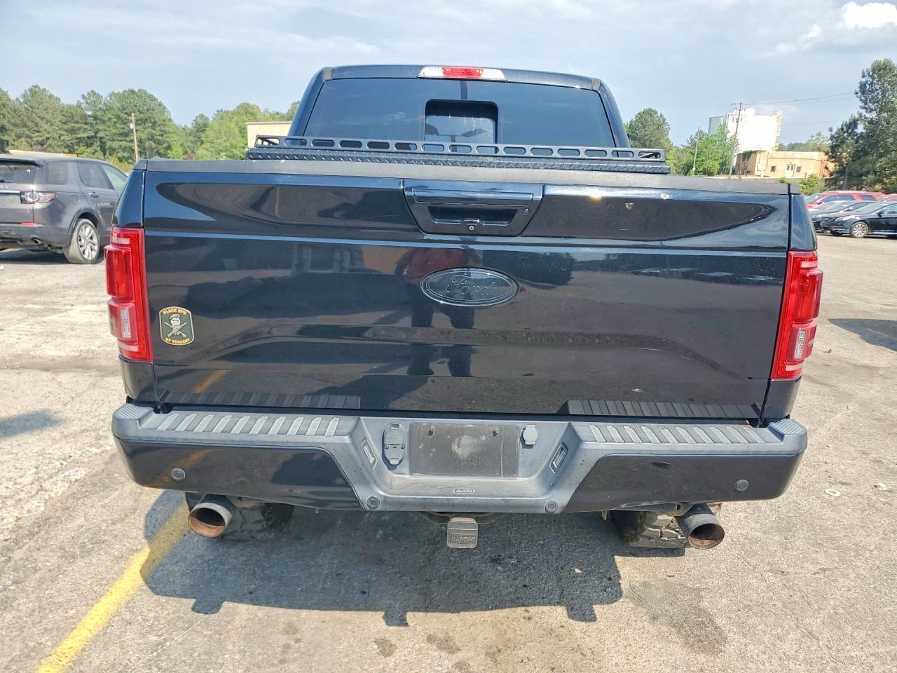 2017 Ford F150 Supercrew - zdjęcie 6