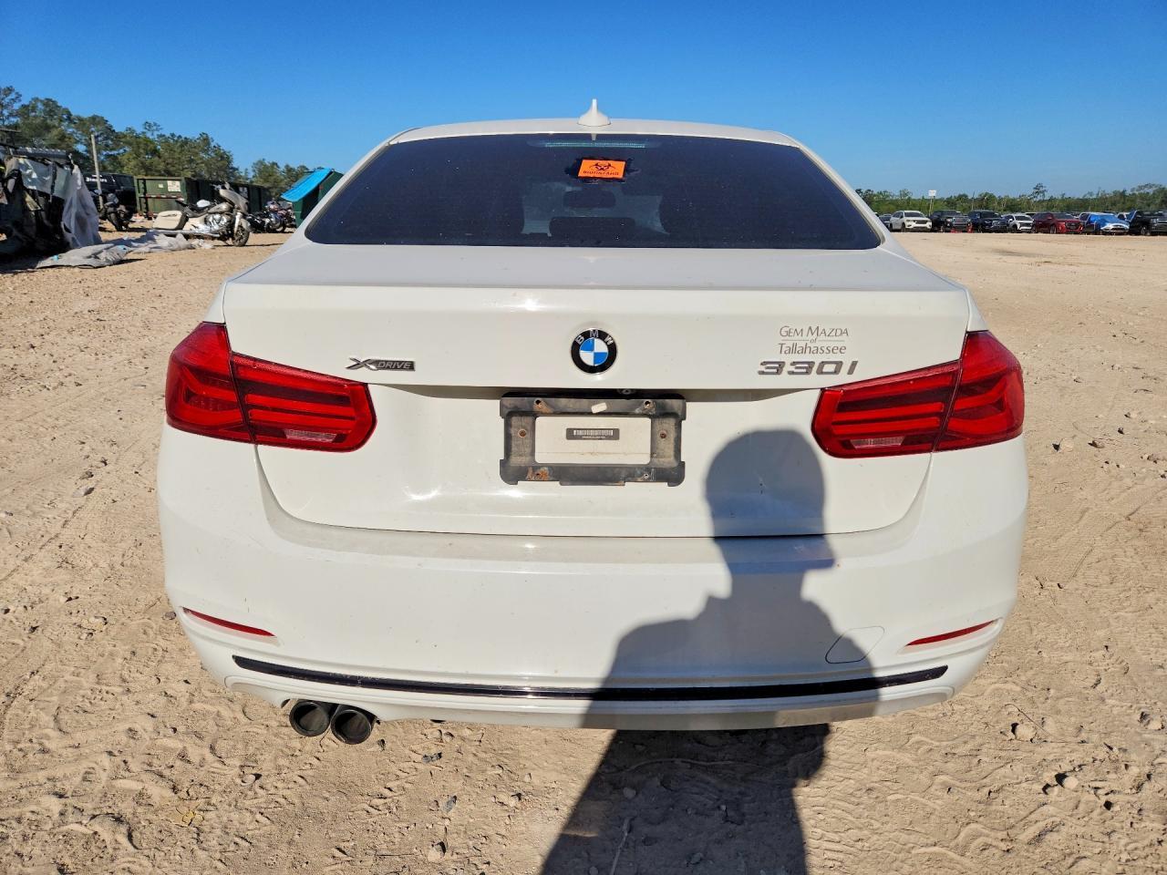 2018 BMW 330 Xi - zdjęcie 6