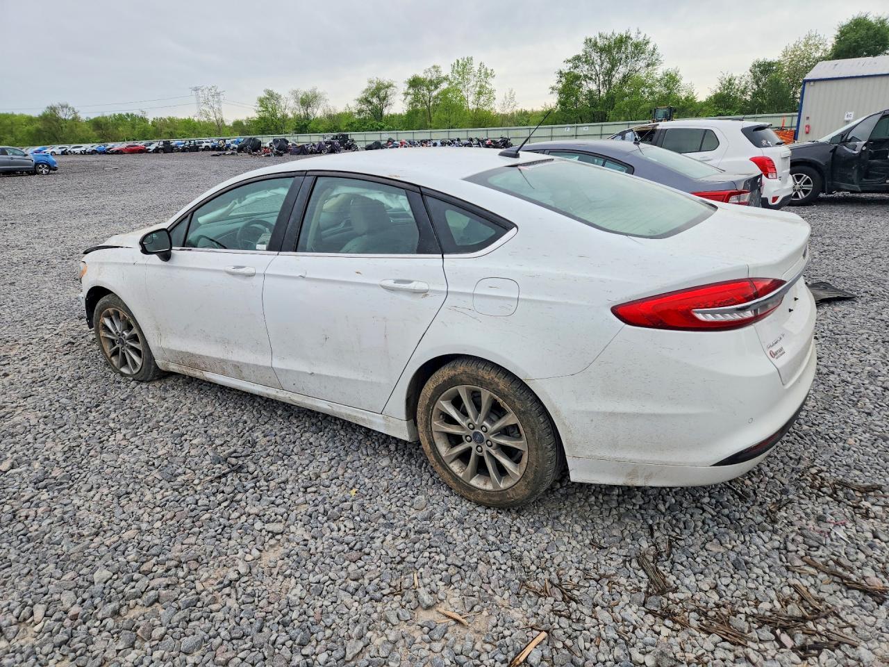 2017 Ford Fusion Se - zdjęcie 2